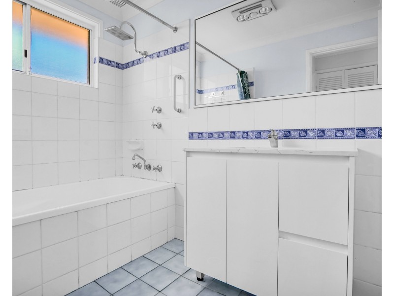 10 Hatchinson Crescent, Jamisontown NSW 2750