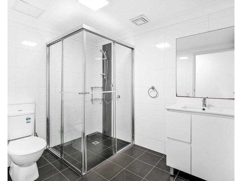 2/2 Dressler Court, Holroyd NSW 2142