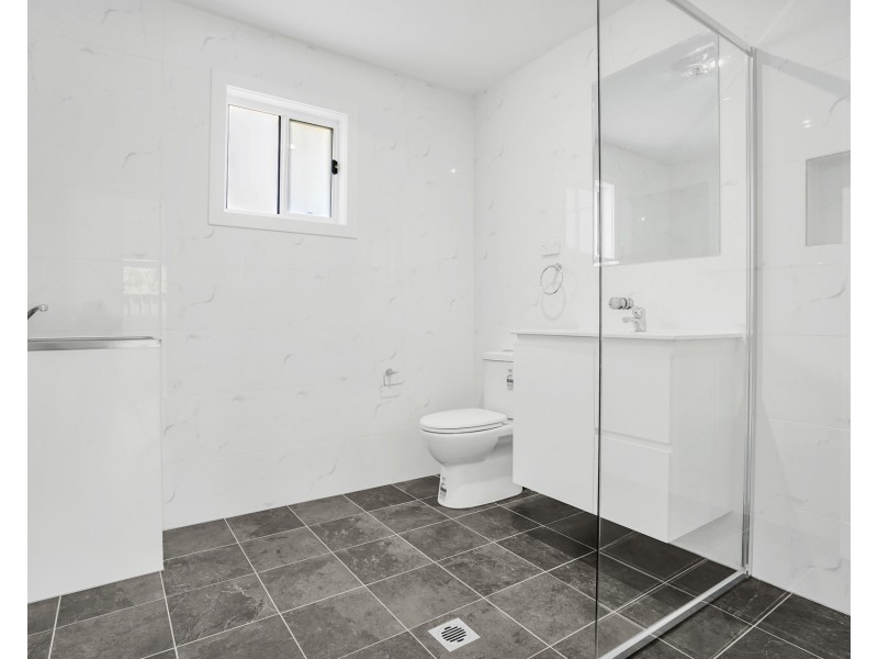 10a Hatchinson Crescent, Jamisontown NSW 2750