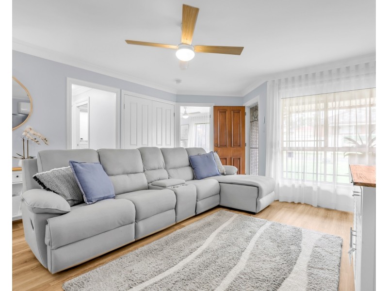 1A Andrew Thompson Place, Colyton NSW 2760