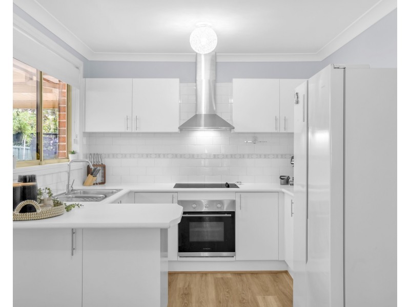 1A Andrew Thompson Place, Colyton NSW 2760