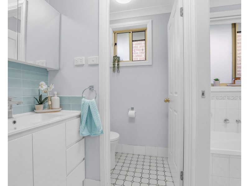 1A Andrew Thompson Place, Colyton NSW 2760