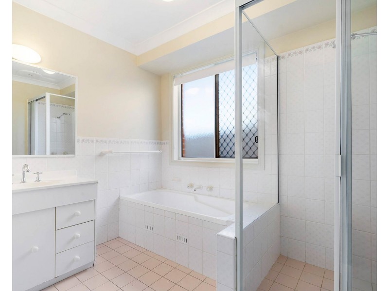 15 Womra Crescent, Glenmore Park NSW 2745
