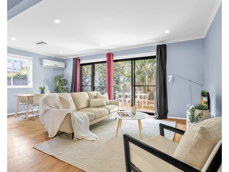 1/4 De Vilnits Parade, Penrith NSW 2750