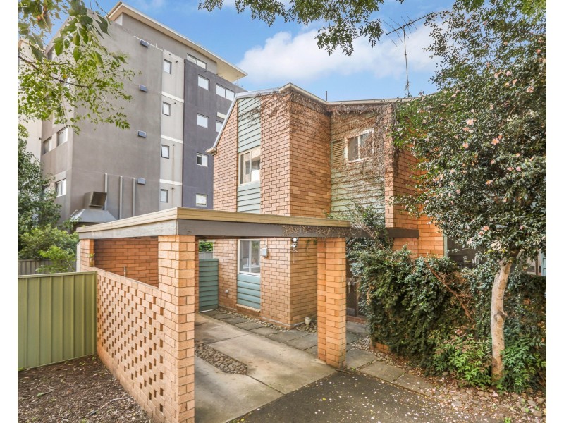 1/4 De Vilnits Parade, Penrith NSW 2750