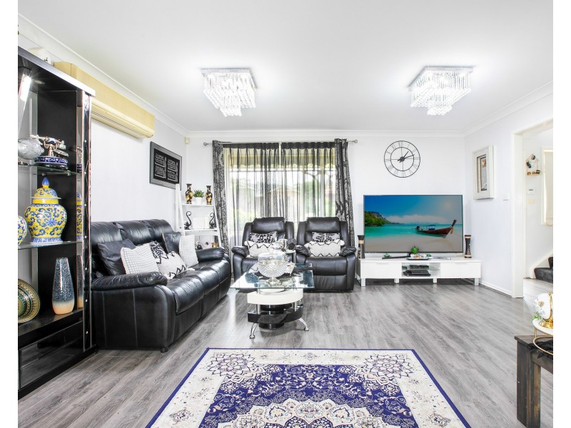 13 Marigold Close, Glenmore Park NSW 2745