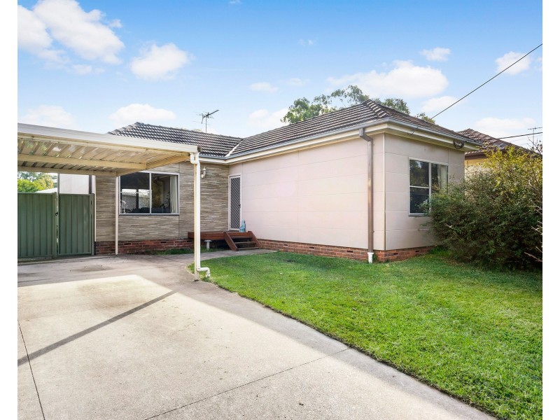 27 Penrose Crescent, South Penrith NSW 2750