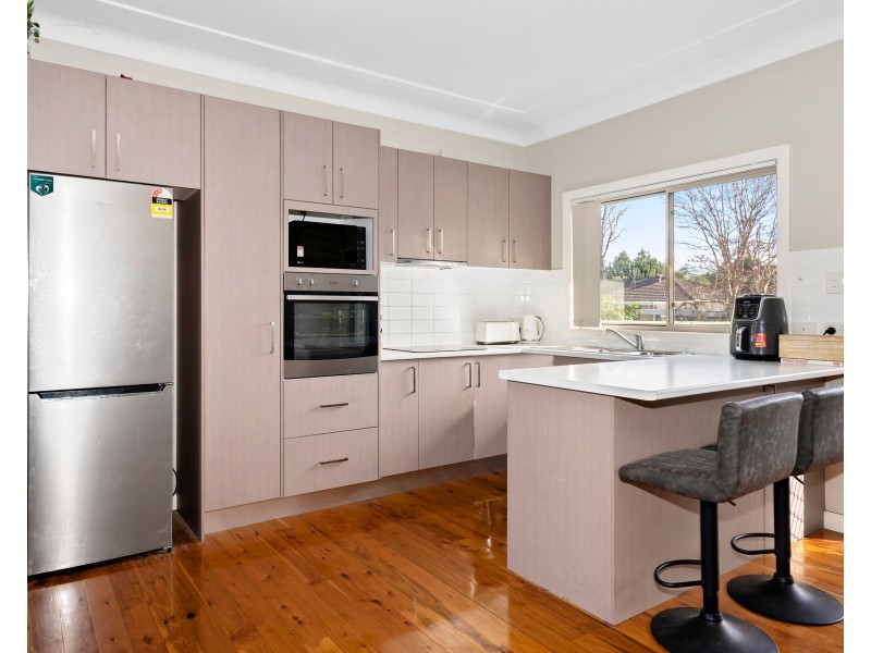 27 Penrose Crescent, South Penrith NSW 2750