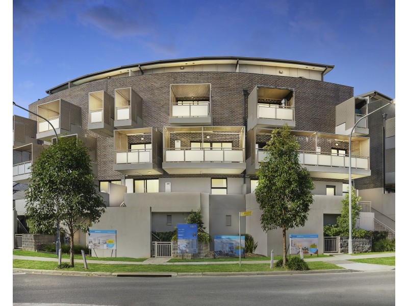 8/1 Glenmore Ridge Drive, Glenmore Park NSW 2745