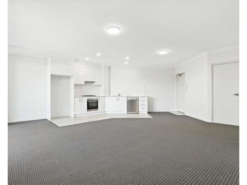 8/1 Glenmore Ridge Drive, Glenmore Park NSW 2745
