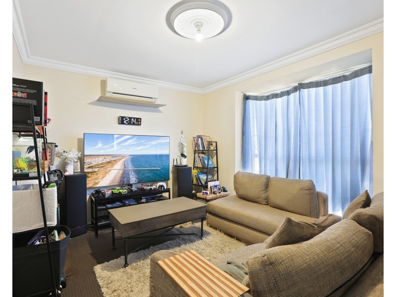 25 Pardalote Place, Glenmore Park NSW 2745