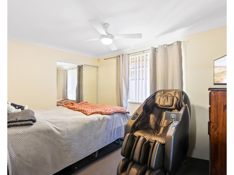 25 Pardalote Place, Glenmore Park NSW 2745