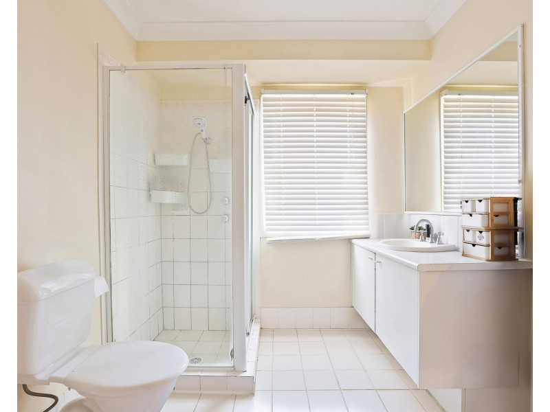 25 Pardalote Place, Glenmore Park NSW 2745