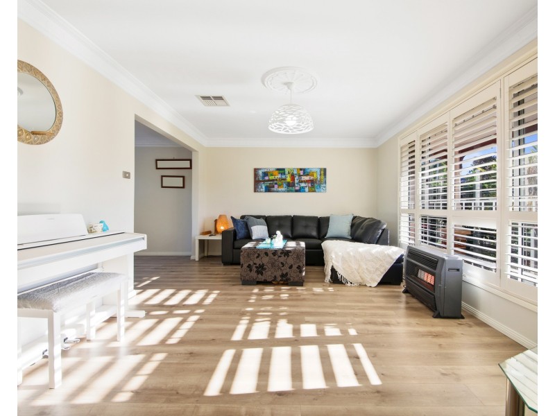 4 Womra Crescent, Glenmore Park NSW 2745