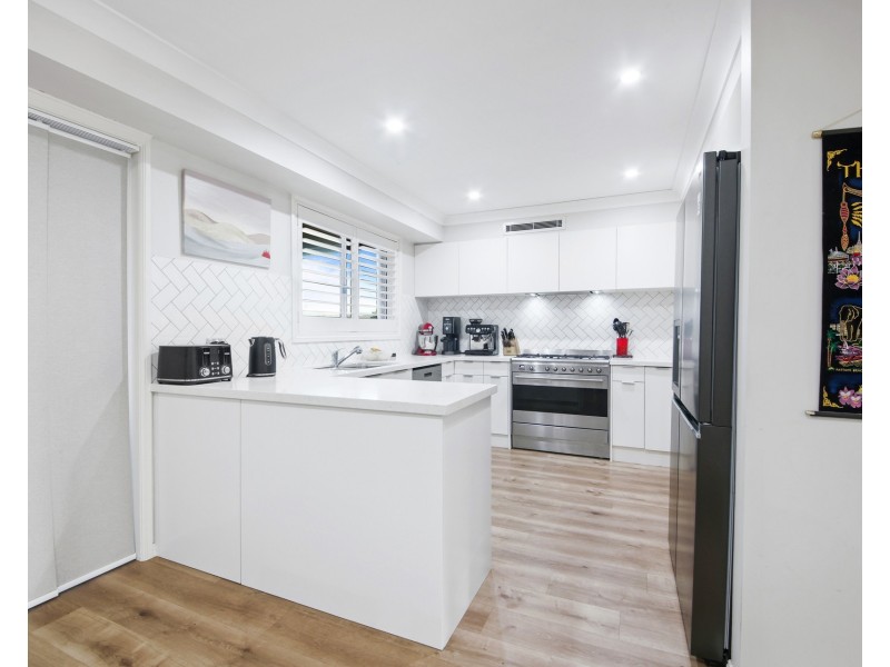 4 Womra Crescent, Glenmore Park NSW 2745