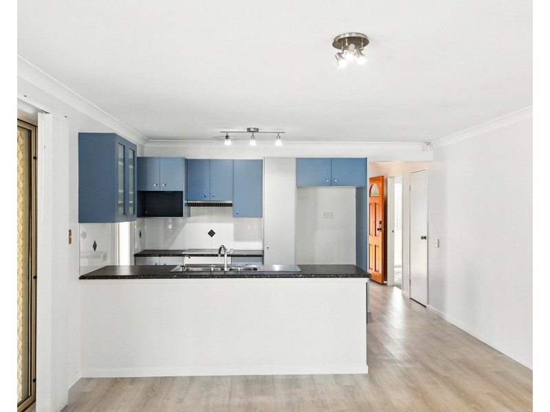 8 Mulloo Place, Cranebrook NSW 2749