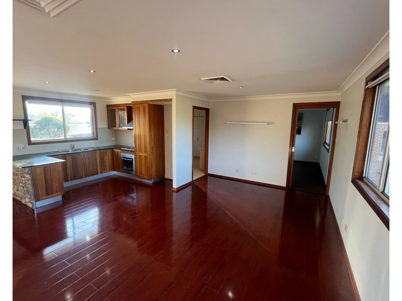 5 Orange Avenue, Claremont Meadows NSW 2747