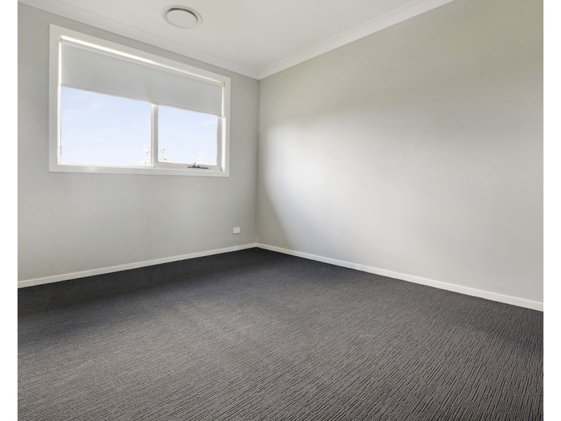 2 Greenhaven Drive, Emu Heights NSW 2750