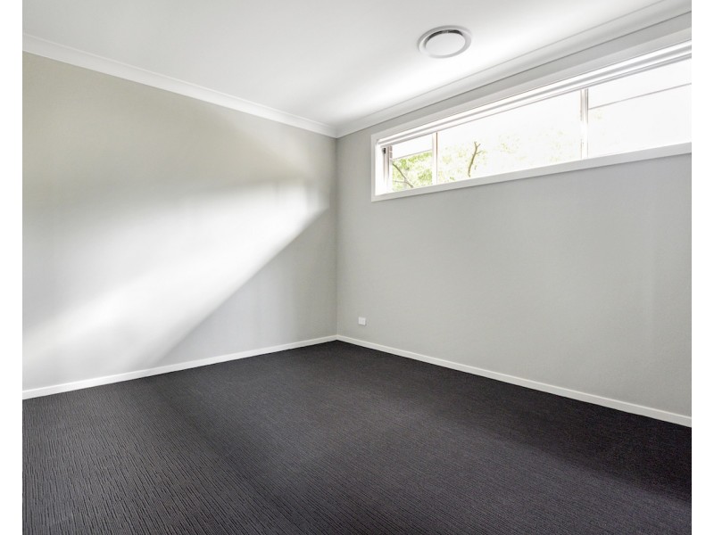 2 Greenhaven Drive, Emu Heights NSW 2750