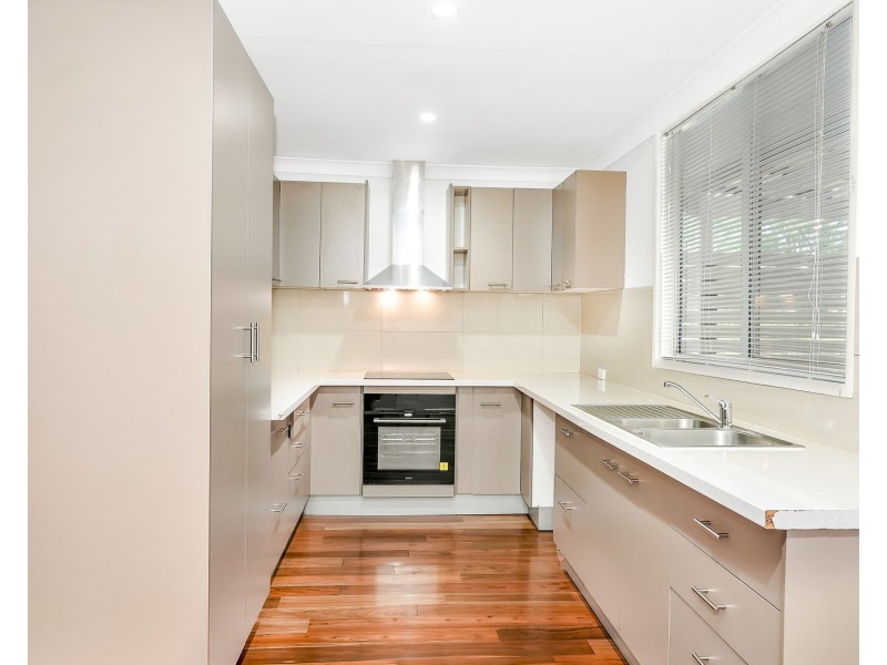 128 Kareela Avenue, Penrith NSW 2750