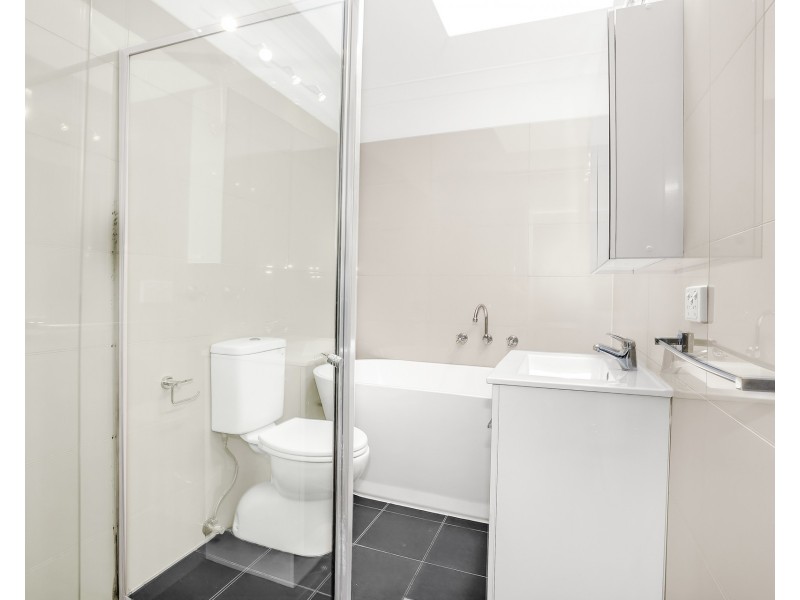 128 Kareela Avenue, Penrith NSW 2750