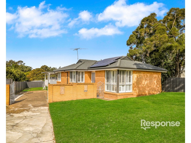 4 Henry Lawson Avenue, Werrington County NSW 2747