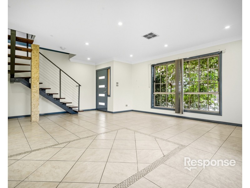 1/9 Barlow Street, Cambridge Park NSW 2747