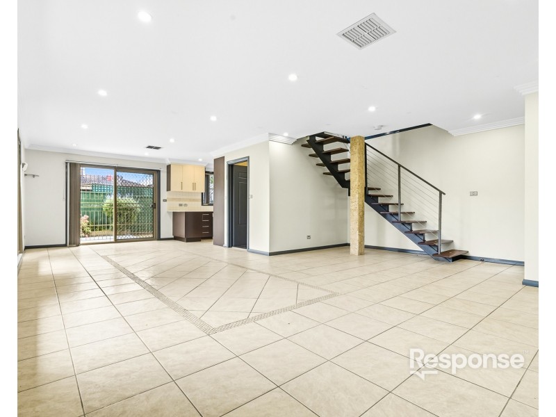 1/9 Barlow Street, Cambridge Park NSW 2747