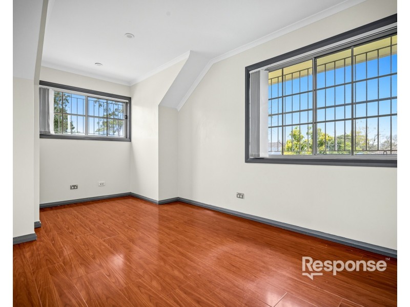 1/9 Barlow Street, Cambridge Park NSW 2747