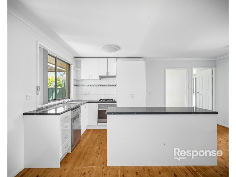 38 Dolomite Road, Cranebrook NSW 2749