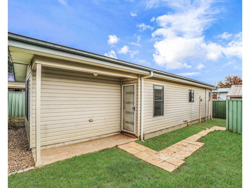 70A Oxford Street, Cambridge Park NSW 2747
