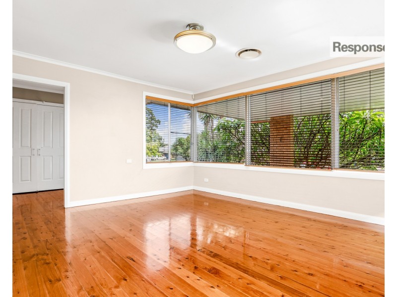 42 Chesterfield Road, South Penrith NSW 2750