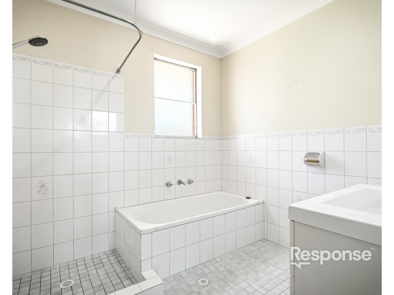 3 Harrow Road, Cambridge Park NSW 2747