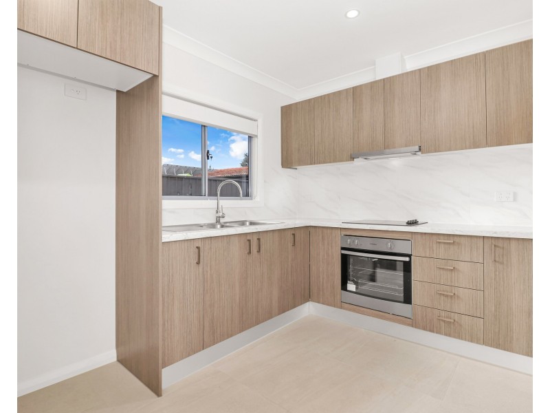 43a William Street, Cambridge Park NSW 2747