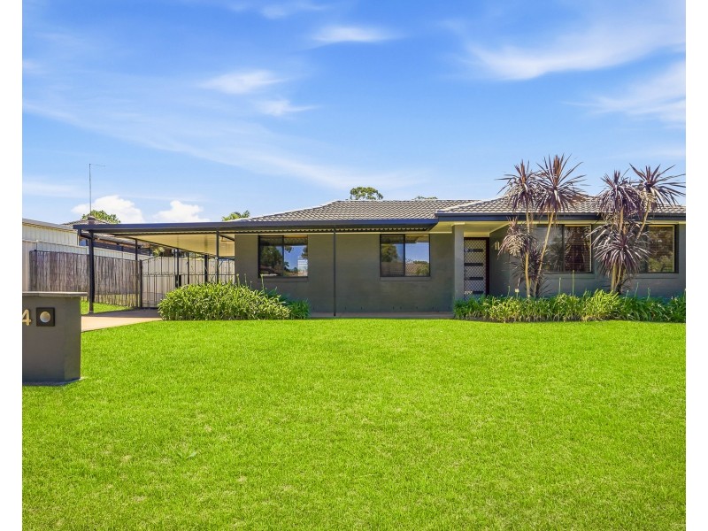 14 Moxham Street, Cranebrook NSW 2749