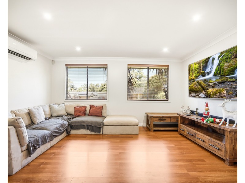 14 Moxham Street, Cranebrook NSW 2749