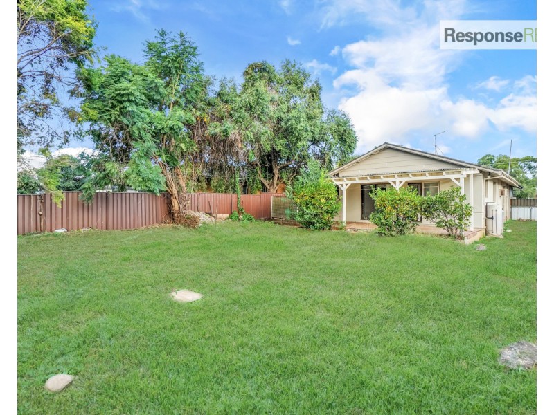 25 Treetops Avenue, South Penrith NSW 2750