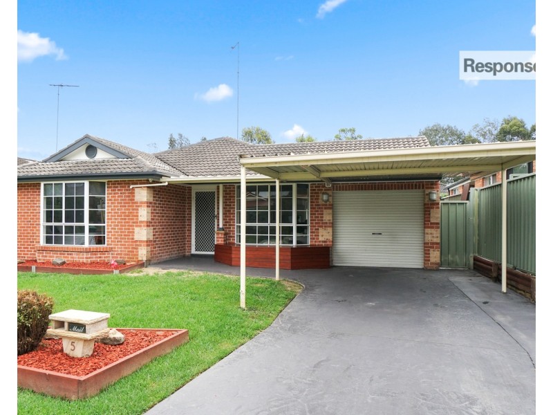 5 Linara Circuit, Glenmore Park NSW 2745