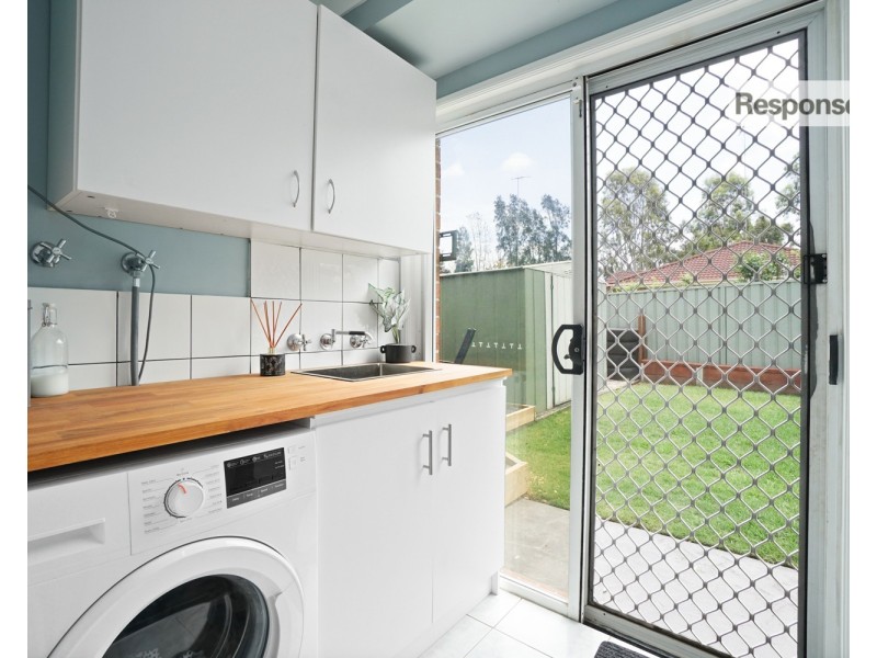 5 Linara Circuit, Glenmore Park NSW 2745