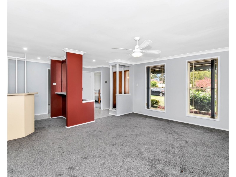 16 Andromeda Drive, Cranebrook NSW 2749