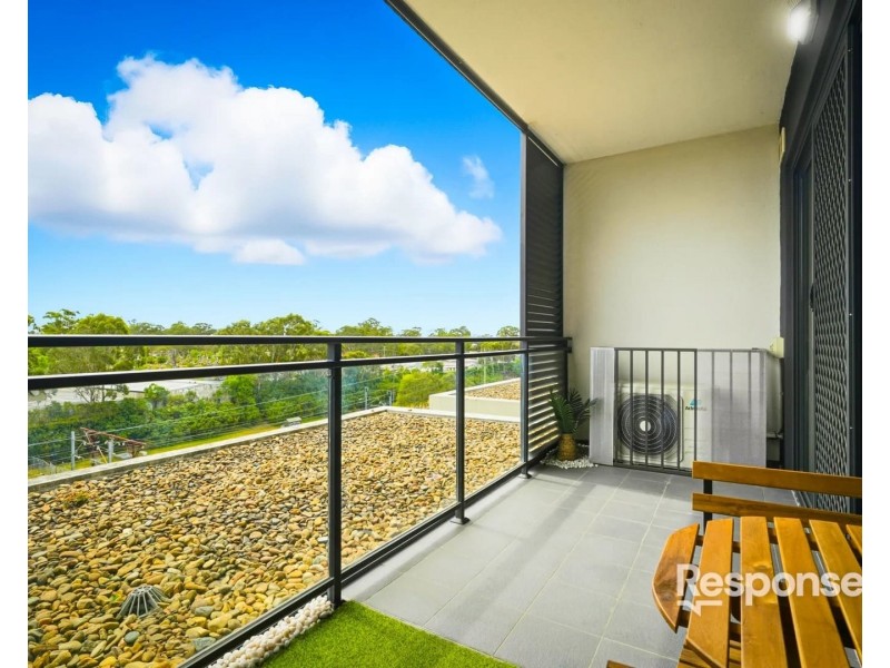 704/240-250 Great Western Highway, Kingswood NSW 2747