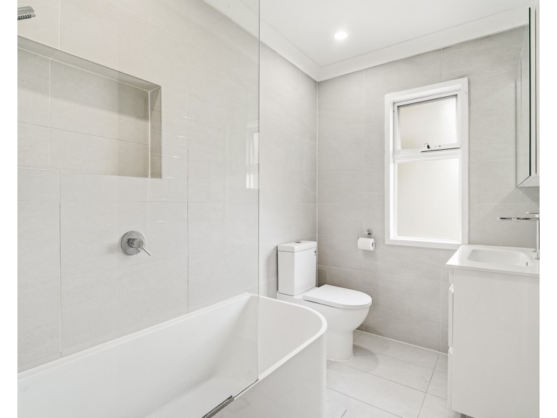 13 Gasmata Crescent, Whalan NSW 2770