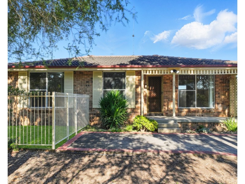 12 Cobb Avenue, Jamisontown NSW 2750