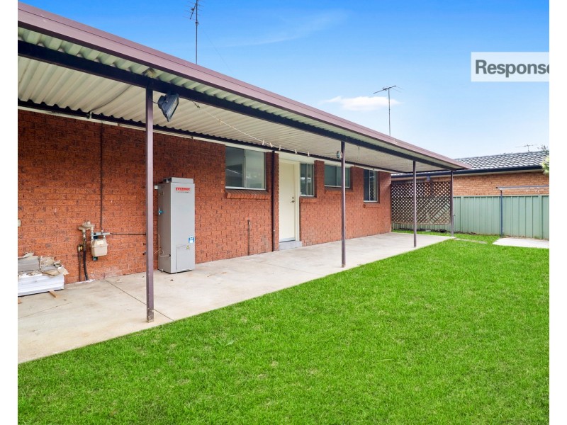 55 Alpine Circuit, St Clair NSW 2759