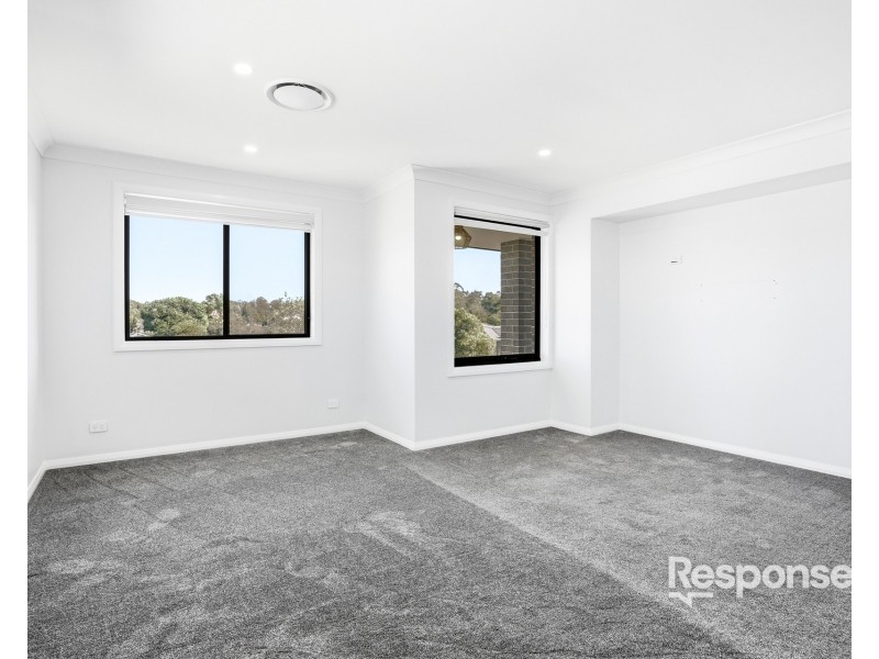 5 Pioneer Grove, Werrington Downs NSW 2747