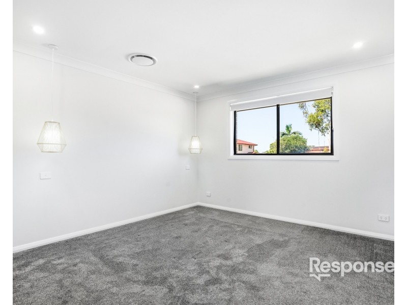 5 Pioneer Grove, Werrington Downs NSW 2747