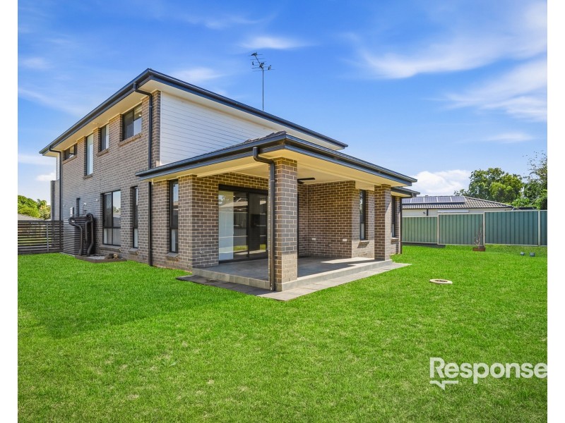 5 Pioneer Grove, Werrington Downs NSW 2747
