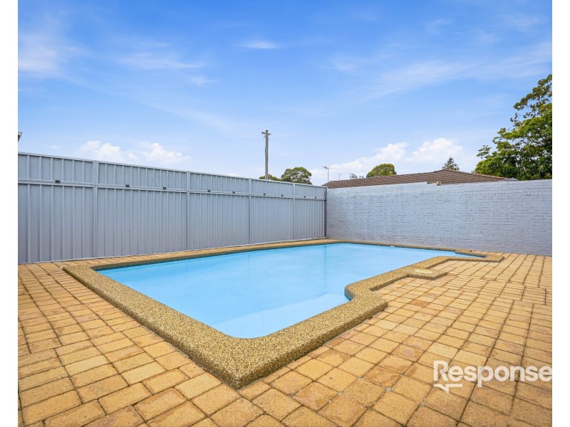 16 Devon Road, Cambridge Park NSW 2747