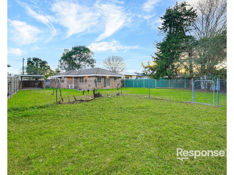 28 Willow Tree Avenue, Emu Plains NSW 2750