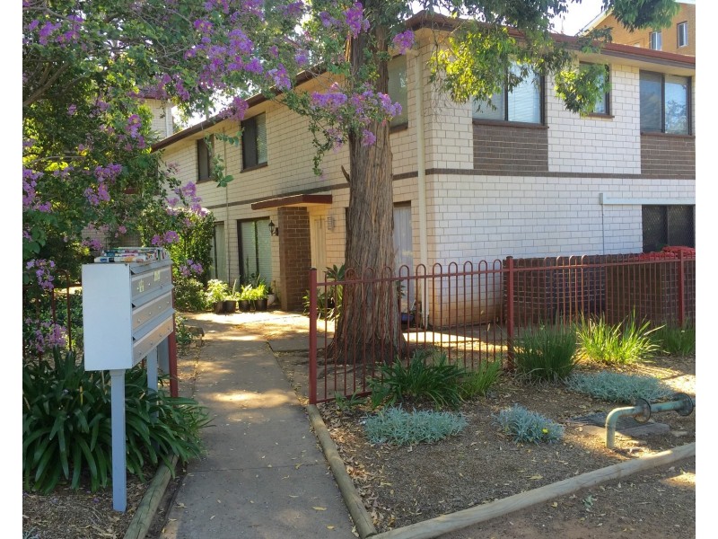 4/19-23 First Street, Kingswood NSW 2747